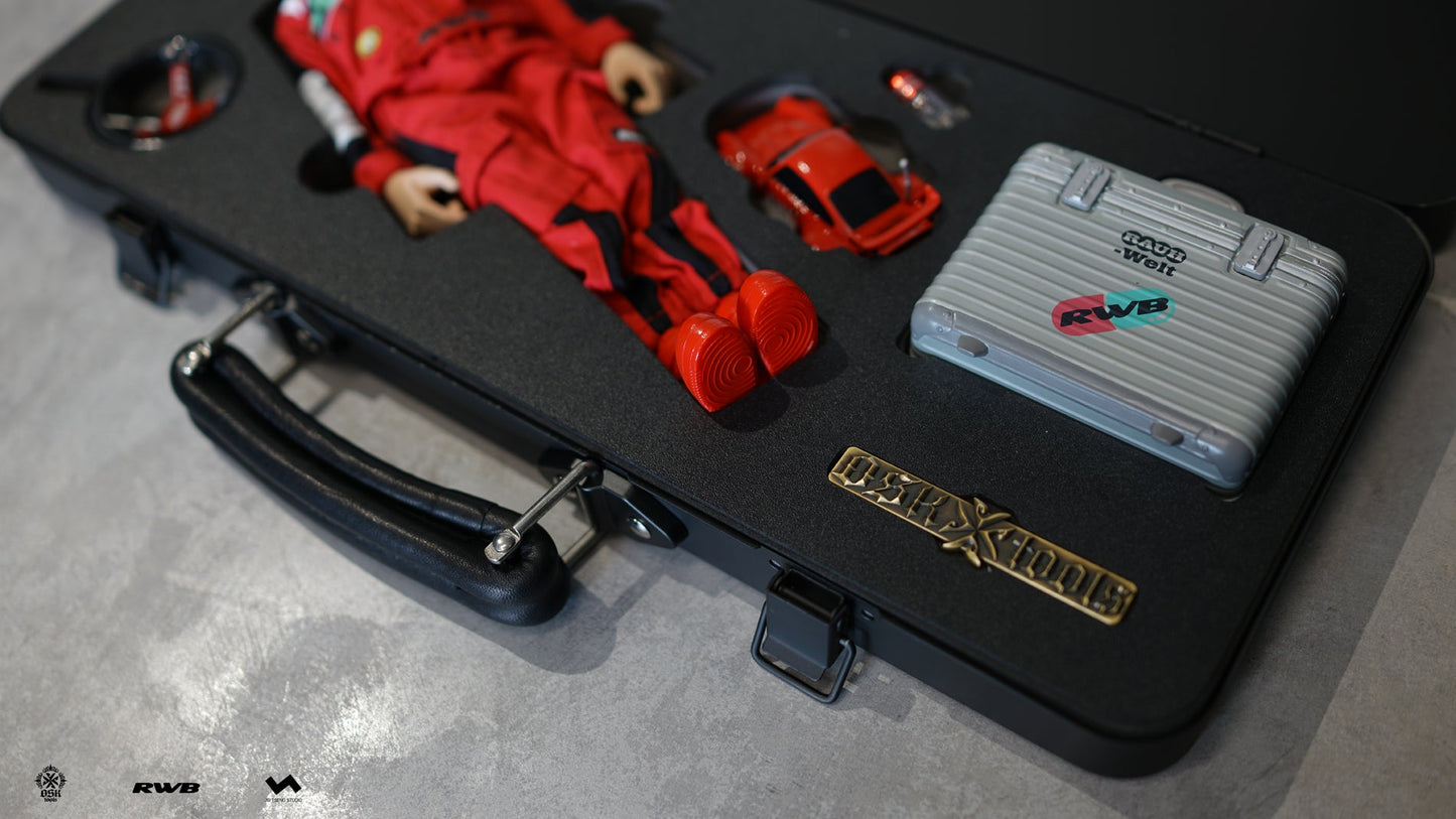 AKIRA NAKAI FIGURE (SOLD OUT)