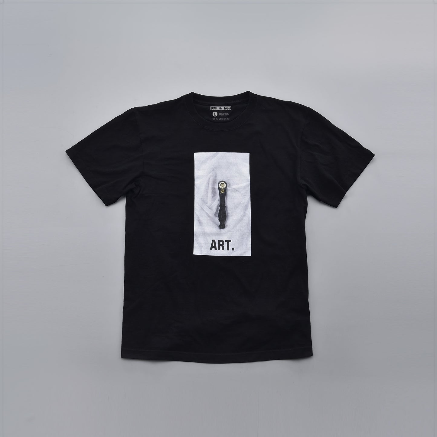 OSK TOOL ART BLACK T-SHIRT